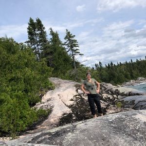 Meet your Posher, Alexavia